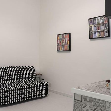 A Tre Passi Dal Duomo Apartment Napoli Exterior foto