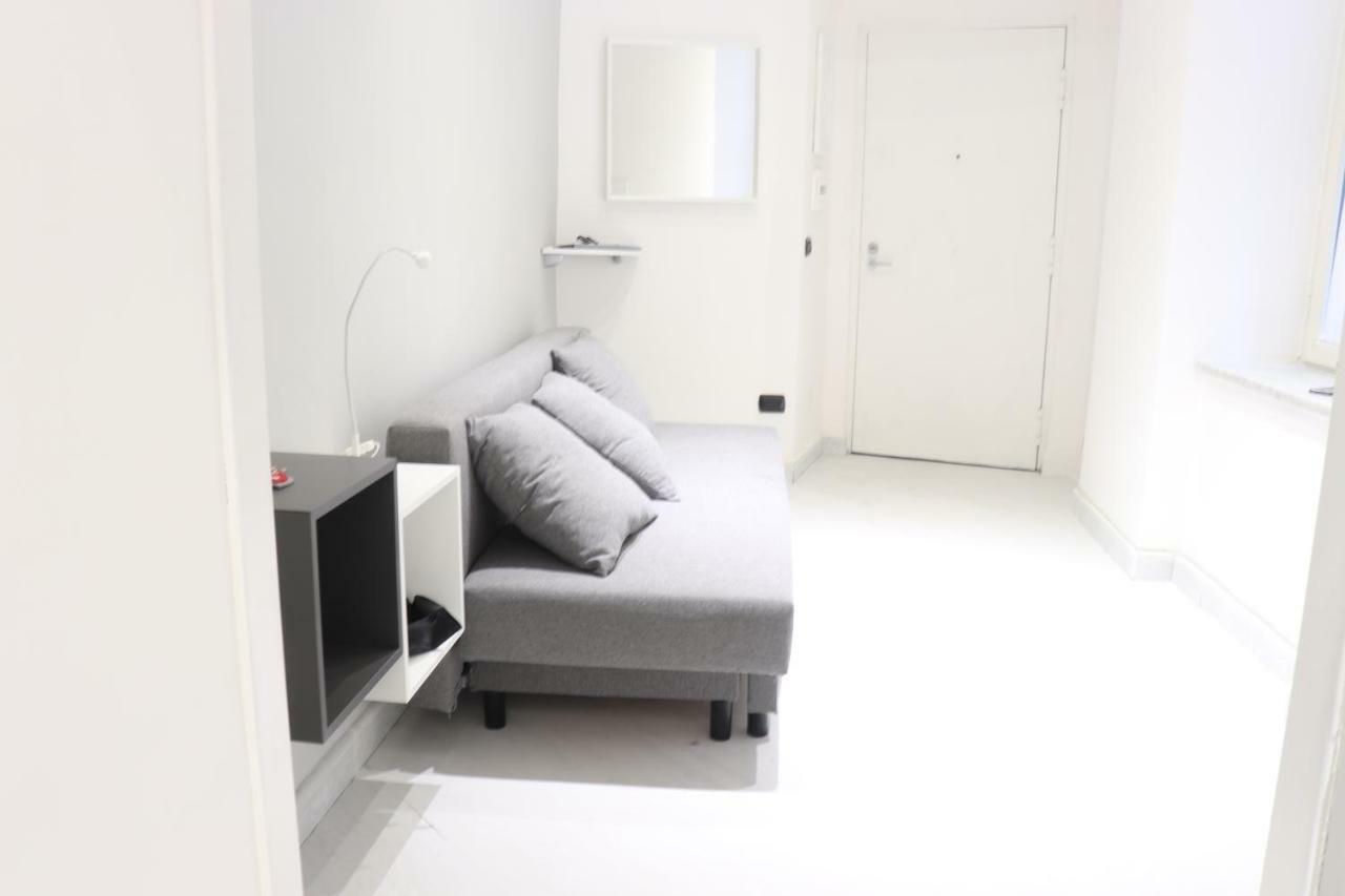 A Tre Passi Dal Duomo Apartment Napoli Exterior foto